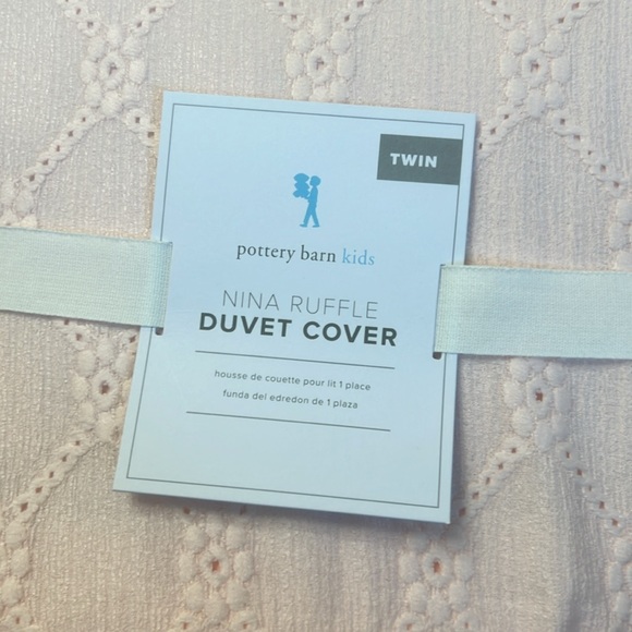 Pottery Barn Kids Nina Ruffle Duvet Cover Pearl Color Twin NWT - Picture 5 of 7